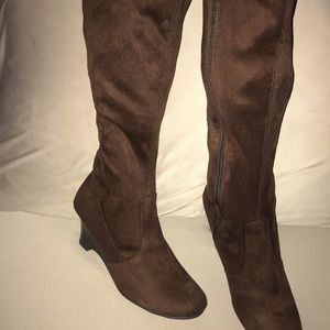 Karen Scott just below the knee boots!